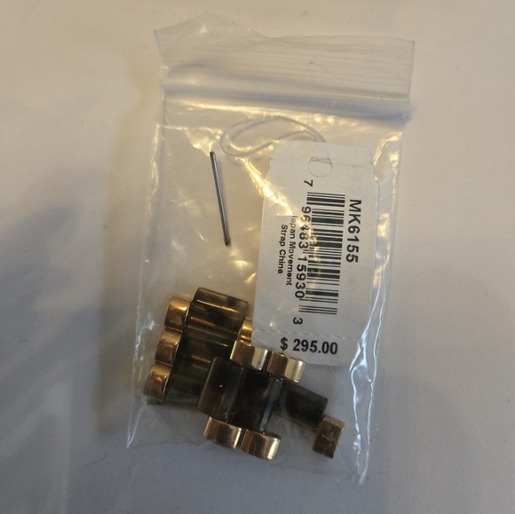 Michael Kors Rose Gold Tortoise Chronograph Watch - Picture 4 of 5